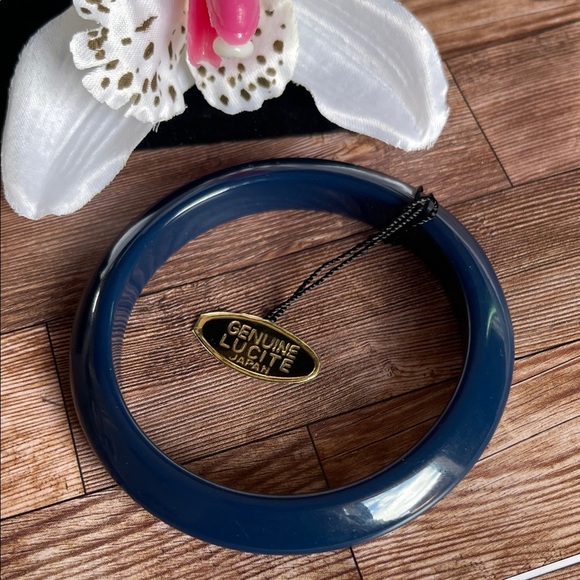 Blue Bracelet - Picture 4 of 5